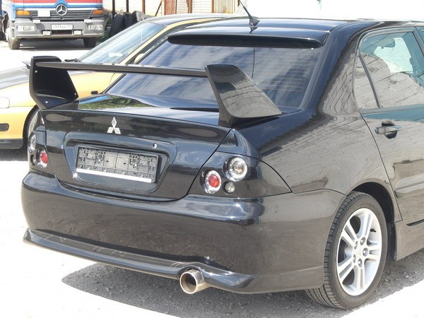 Корпуса под заднюю модульную оптику для Mitsubishi Lancer IX (2003-2009) купить недорого с доставкой в Видное