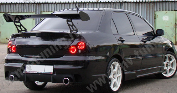 Корпуса под заднюю модульную оптику для Mitsubishi Lancer IX (2003-2009) купить недорого с доставкой в Видное