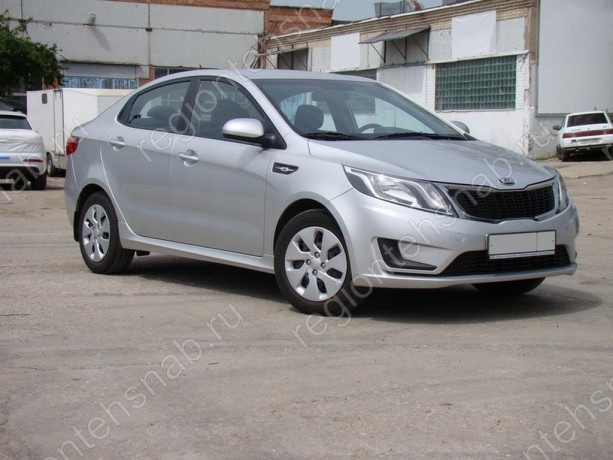 Накладки на пороги для Kia Rio (2010-н.в.) купить недорого с доставкой в Видное